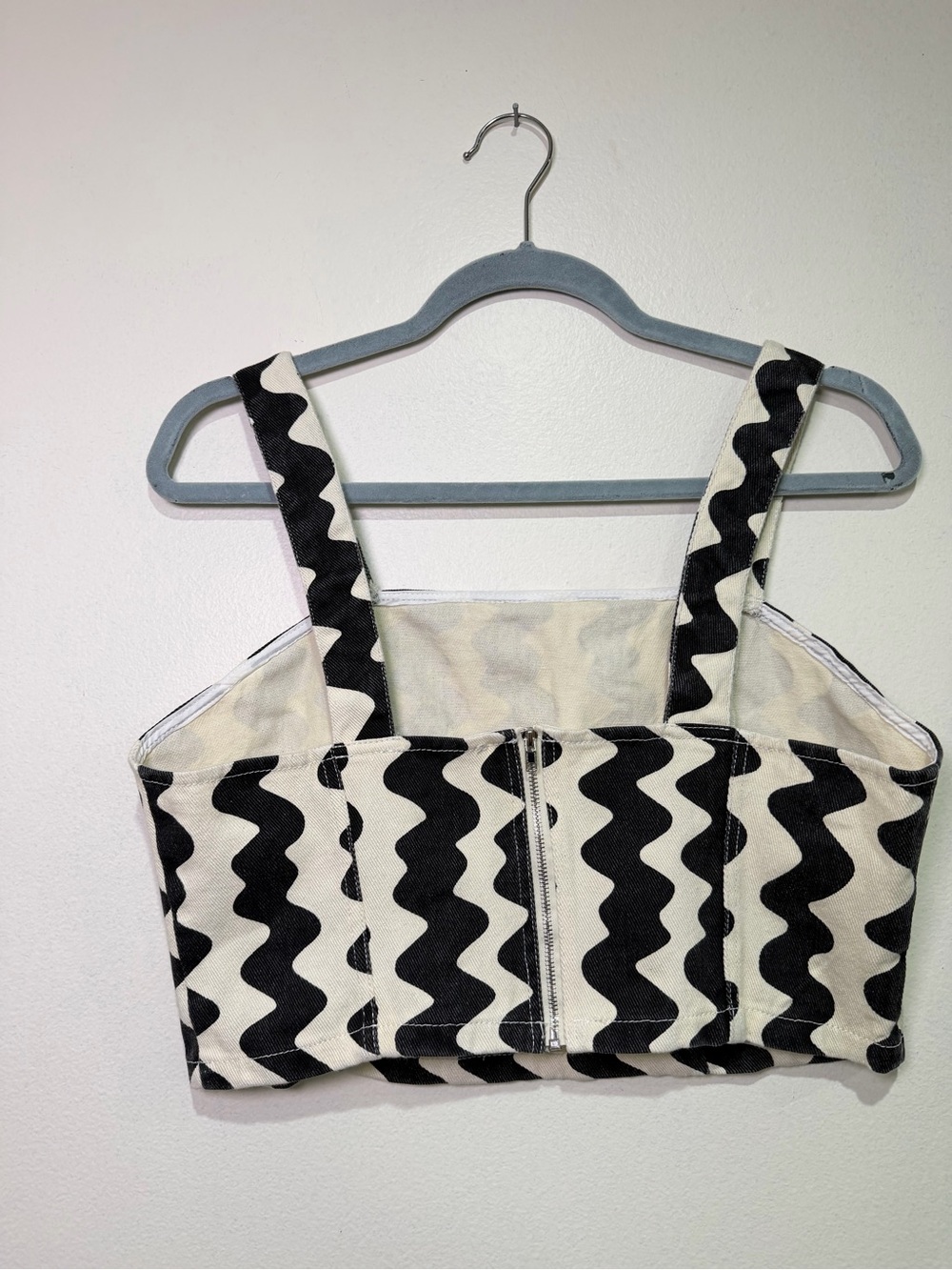 NWT Cider Black Cream Wave Matching Set Crop Top Wide Leg Pants Size Large - Picture 10 of 12